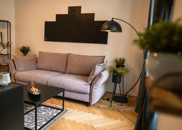 City: Live, Work, Play Apartman Bécs