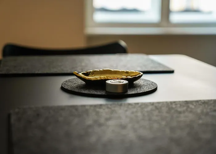 City: Live, Work, Play Apartman